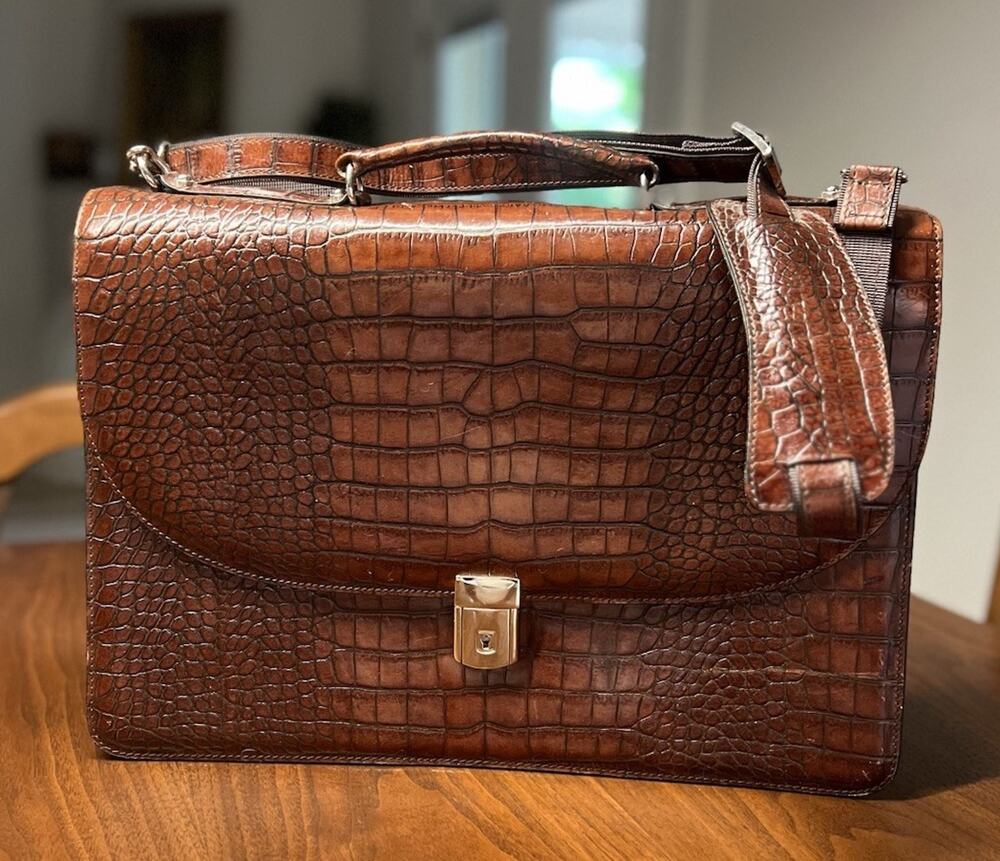 JACK GEORGES Brown Alligator Embossed Leather Briefcase Messenger Bag Lock